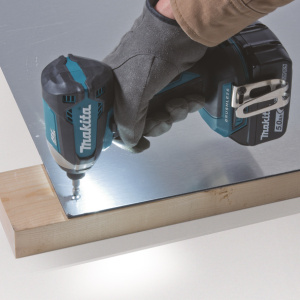 MAKITA DTD153Z ISKEVÄ RUUVINVÄÄNNIN 18V, HIILIHARJATON, 170NM. RUNKOVERSIO 2