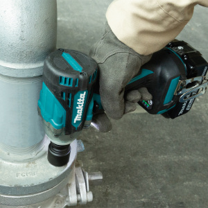 MAKITA DTW301Z MUTTERINVÄÄNNIN 18V, 1/2" LUKITUSKUULALLA, 330NM, HIILIHARJATON. RUNKOVERSIO 3